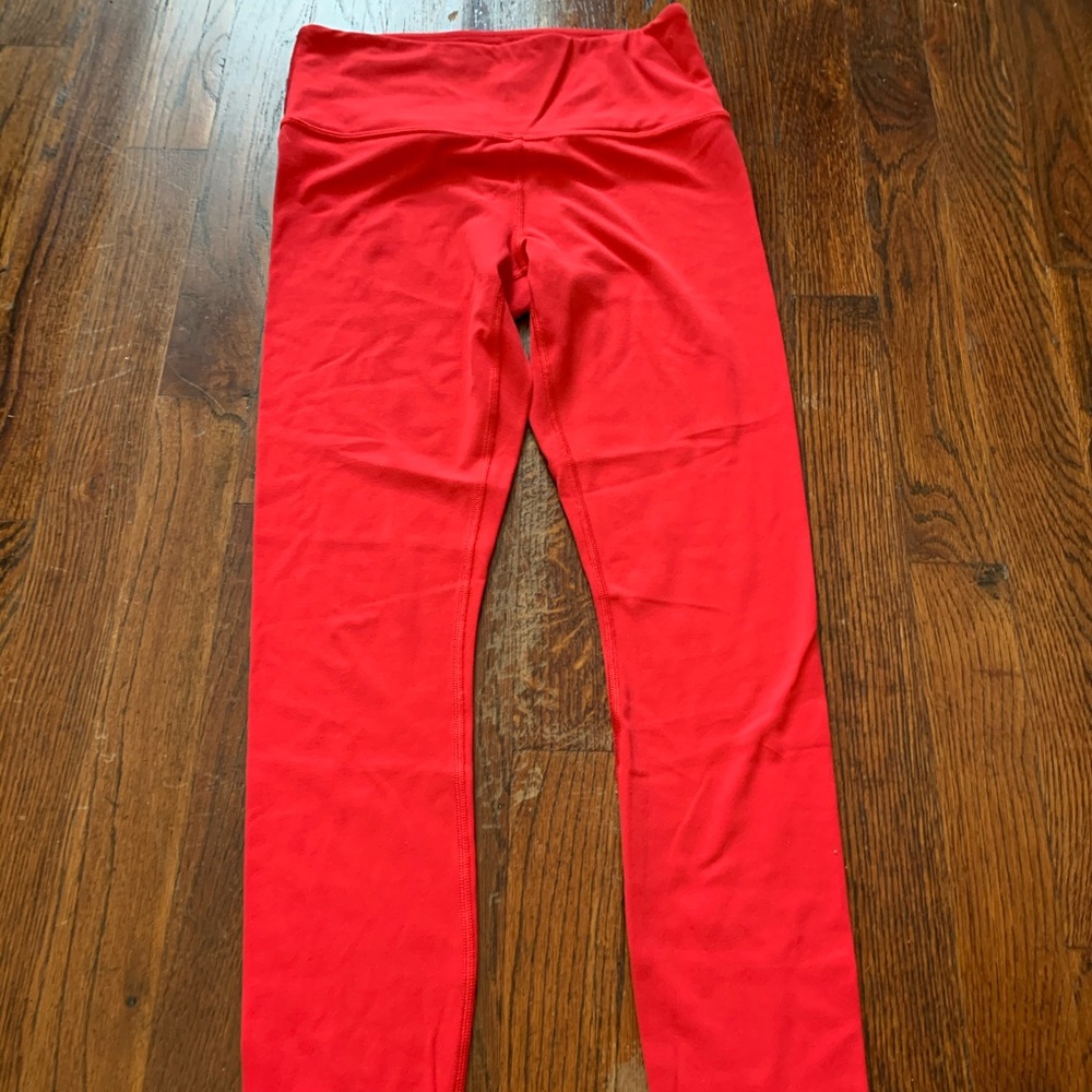 Athleta Powervita 7/8 red leggings